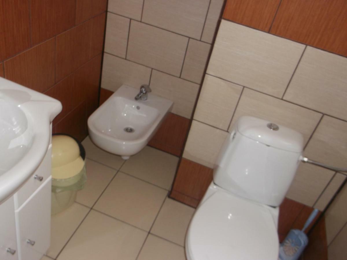 Gosciniec Iwona Hotel Glucholazy Eksteriør billede